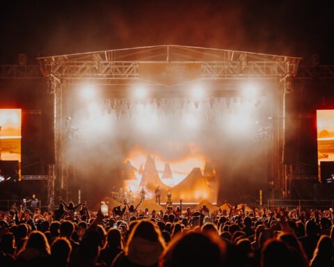 Caroline Polachek performing at Wide Awake Festival 2023