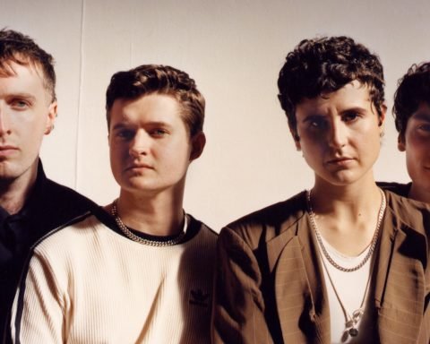 Porij promotional shot for debut album Teething