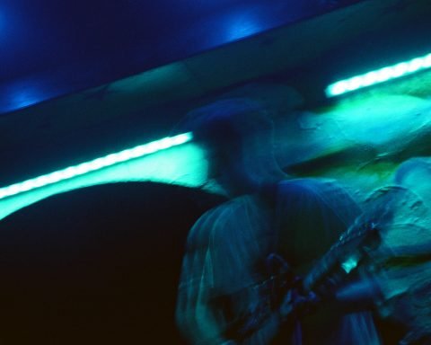 Magda performing at The Shacklewell Arms, London