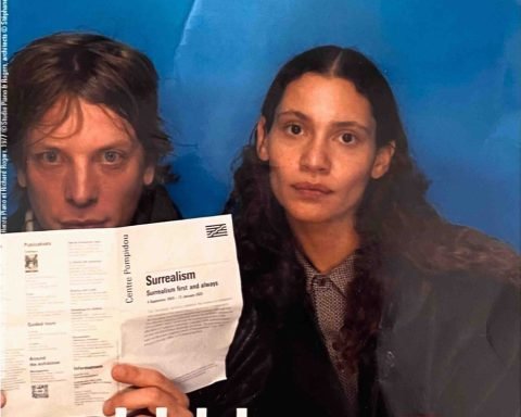 Rough Trade duo Beguiling Junior on blue background