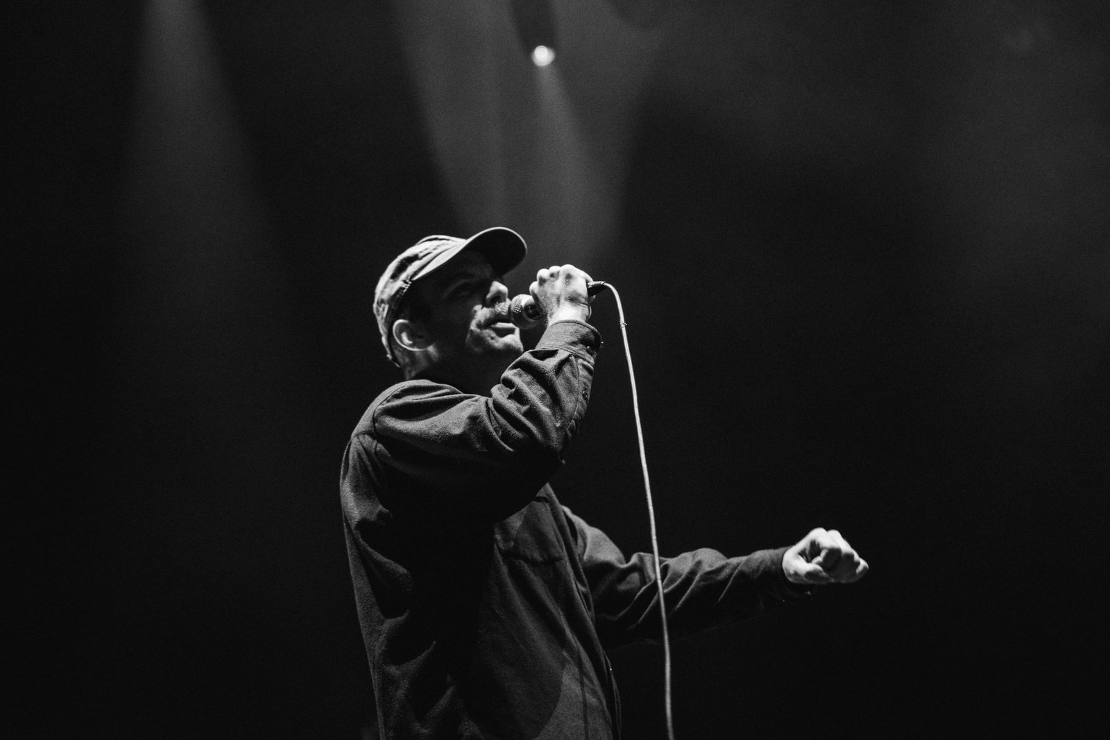 Mac DeMarco performing at London's Eventim Apollo in 2025